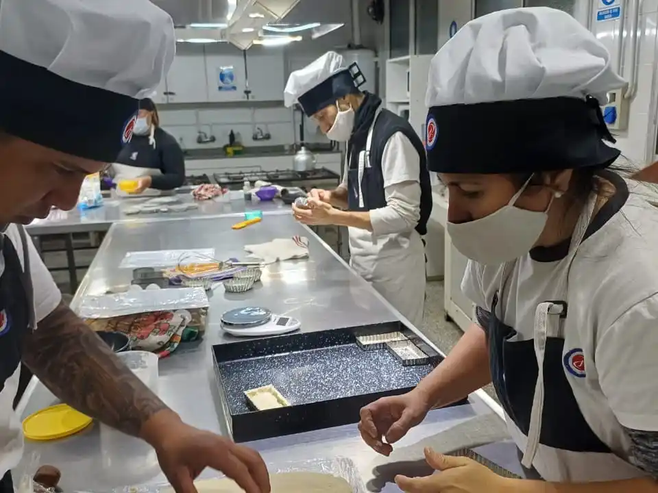 Centro de formación profesional marcelo caluva - 1