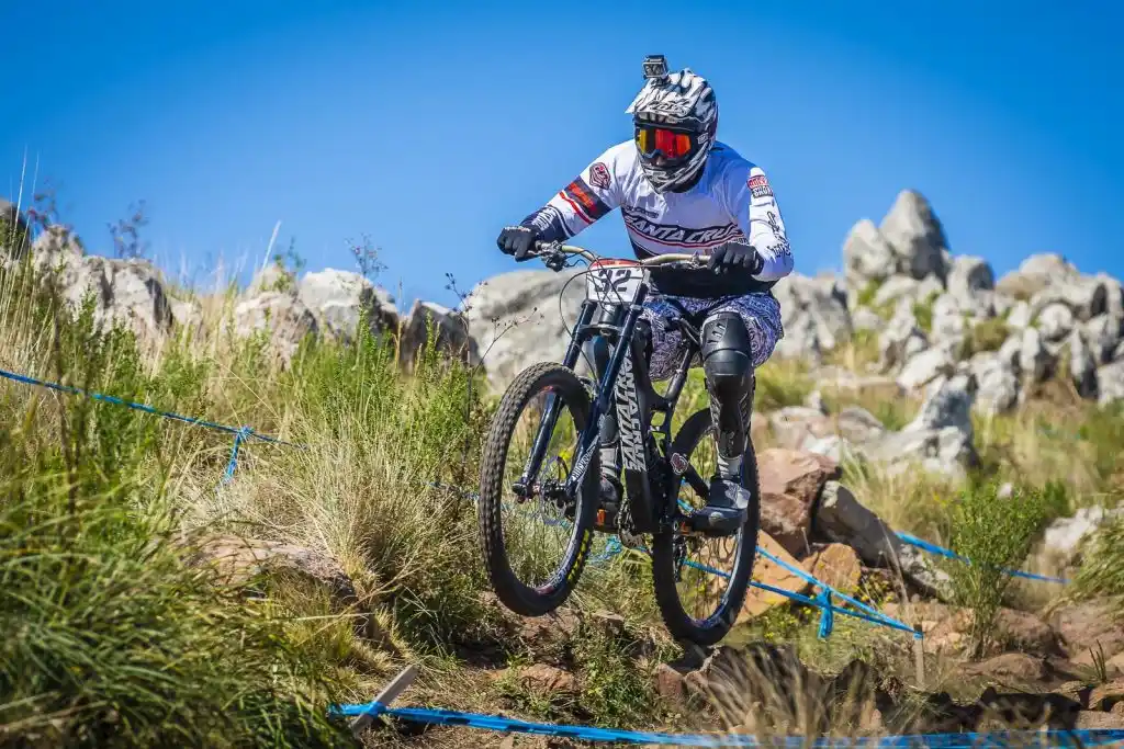 El campeonato de descenso tuvo otra jornada en Tandil