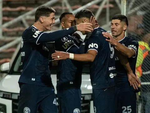 La Lepra mendocina igualó 1 a 1 de local y se mete en los octavos de la Libertadores. Foto: NA
