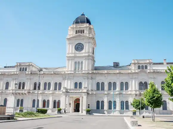 Comienza el cronograma de pagos para la administración pública provincial