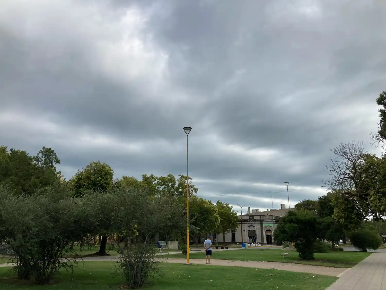 El cielo cubierto predomina en la ciudad