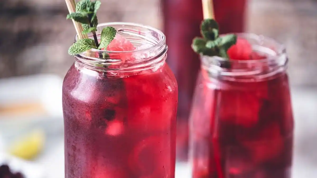 Bebida tropical de flor de jamaica con parchita (+Video)