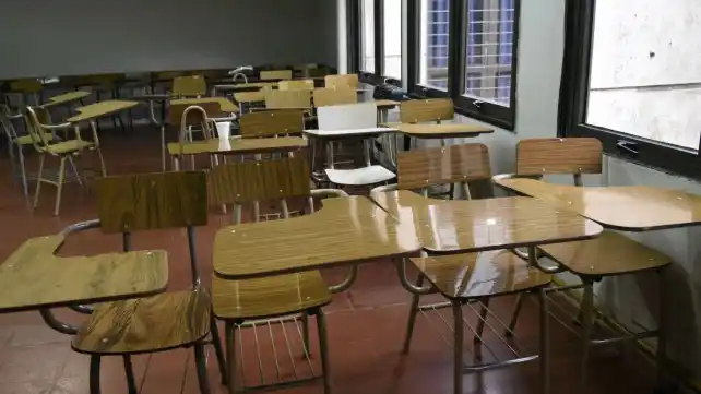 Docentes de la UNR realizarán mañana un paro de 24 horas