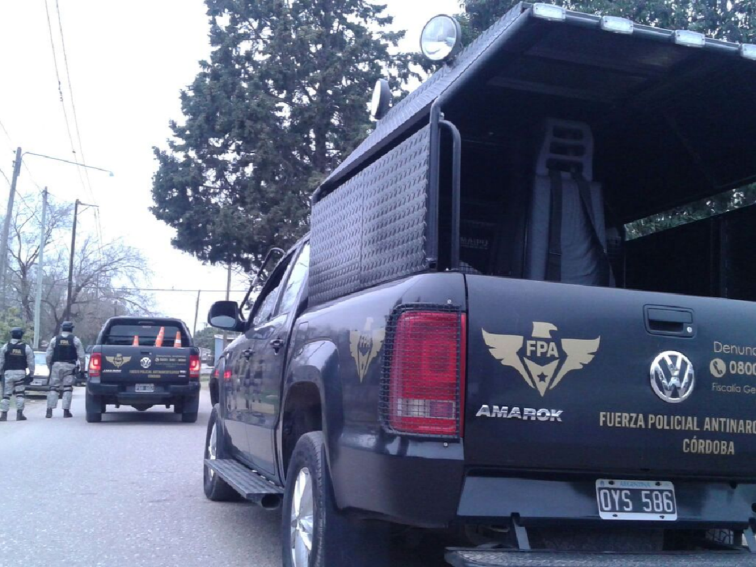 Quiénes son los detenidos que circulaban con cocaína en una camioneta en barrio San Cayetano