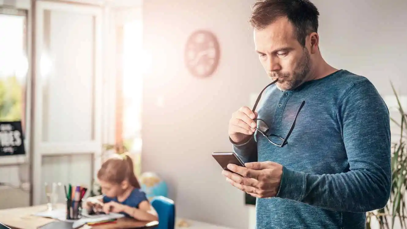 Cuando los que necesitan un límite para usar el teléfono celular son los padres