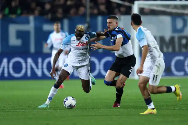 Nápoli venció a Atalanta