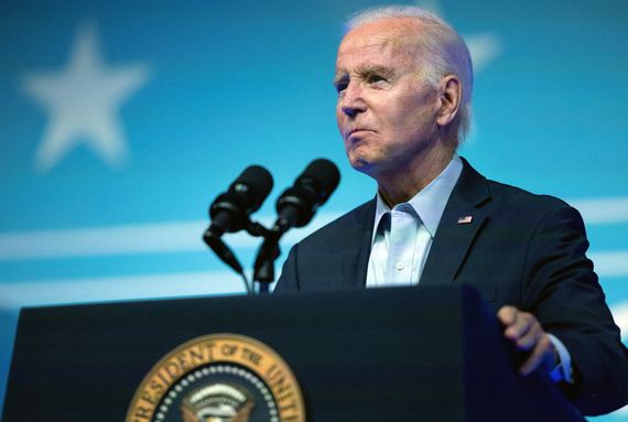 Biden prometió combatir la iniciativa “extrema” que busca prohibir el aborto
