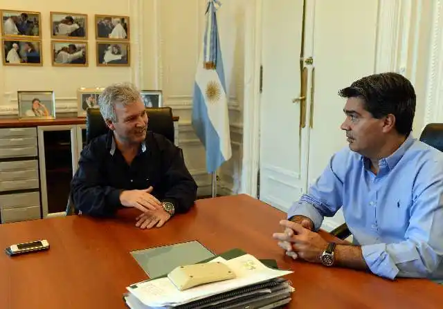 Capitanich mantuvo reuniones con miembros de varios ministerios
