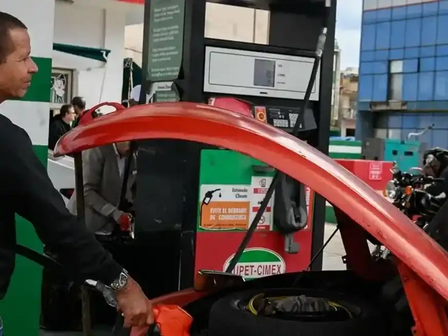 El combustible en Cuba escasea cada vez más, lo que tiene devastadoras repercusiones en todo el país.