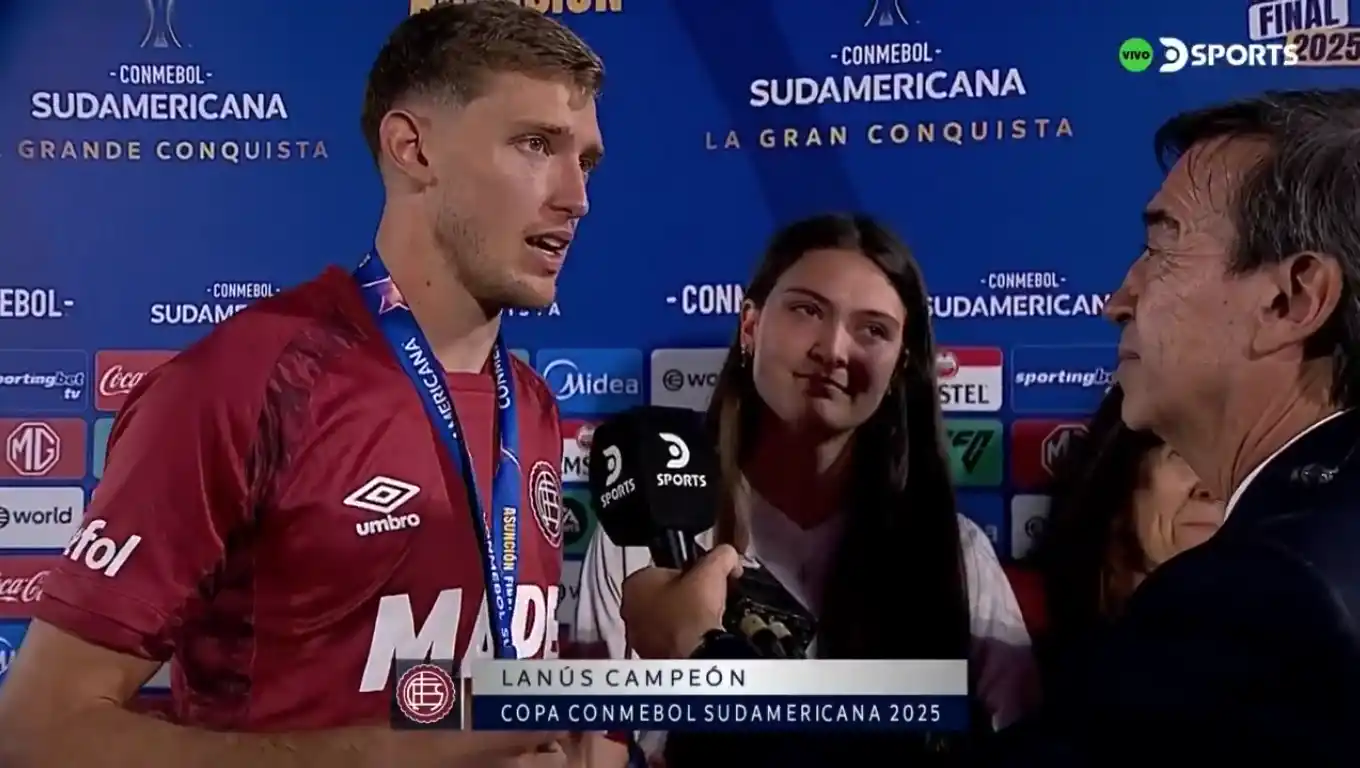 Castillo y su familia festejando en Asunción