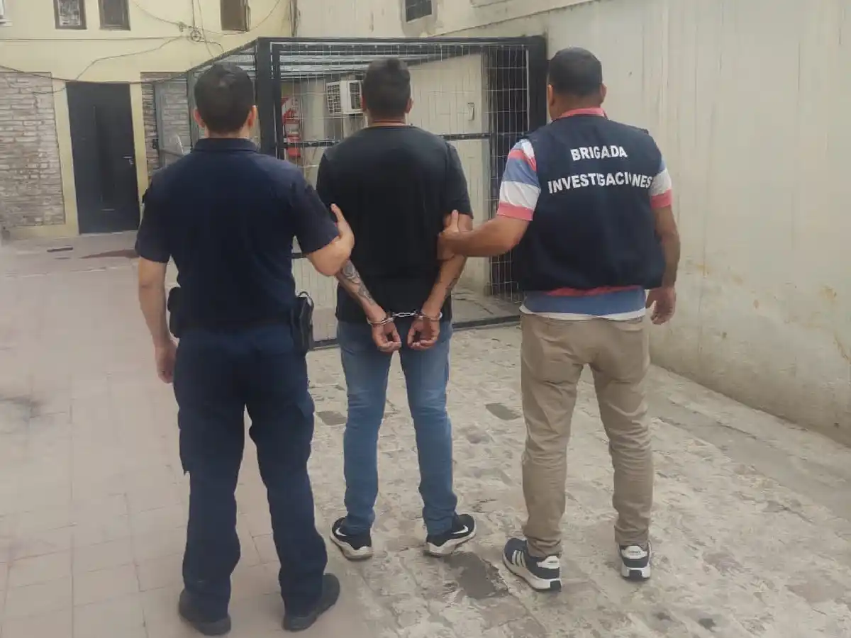 Le gatilló a su victima, le robó la moto y escapó: fue capturado este jueves