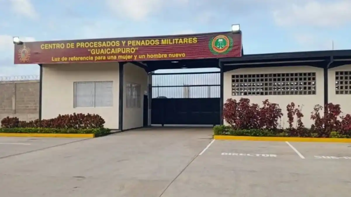 Militares presos suspenden huelga de hambre en penal de Charallave