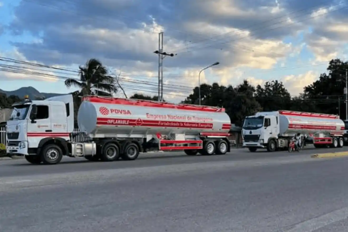 ¿Y la gasolina para cuándo? Comienzan a llegar las cisternas de PDVSA a Lara (+Video)