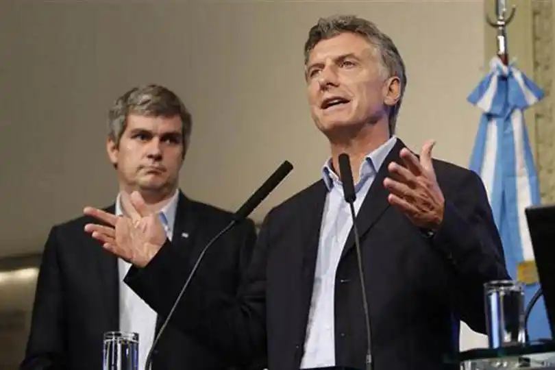 Estudian financiar la baja del empleo público en las provincias