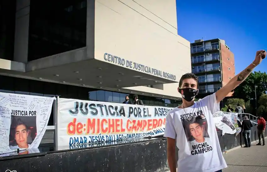 Condenaron a dos policías que asesinaron a un joven que les robó la moto en 2014