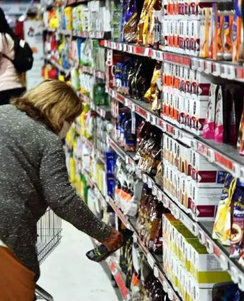 Estiman una inflación del 97,6% para este año