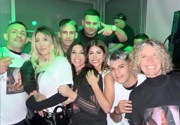 Festejo. Por el cumpleaños número 38 de la conductora