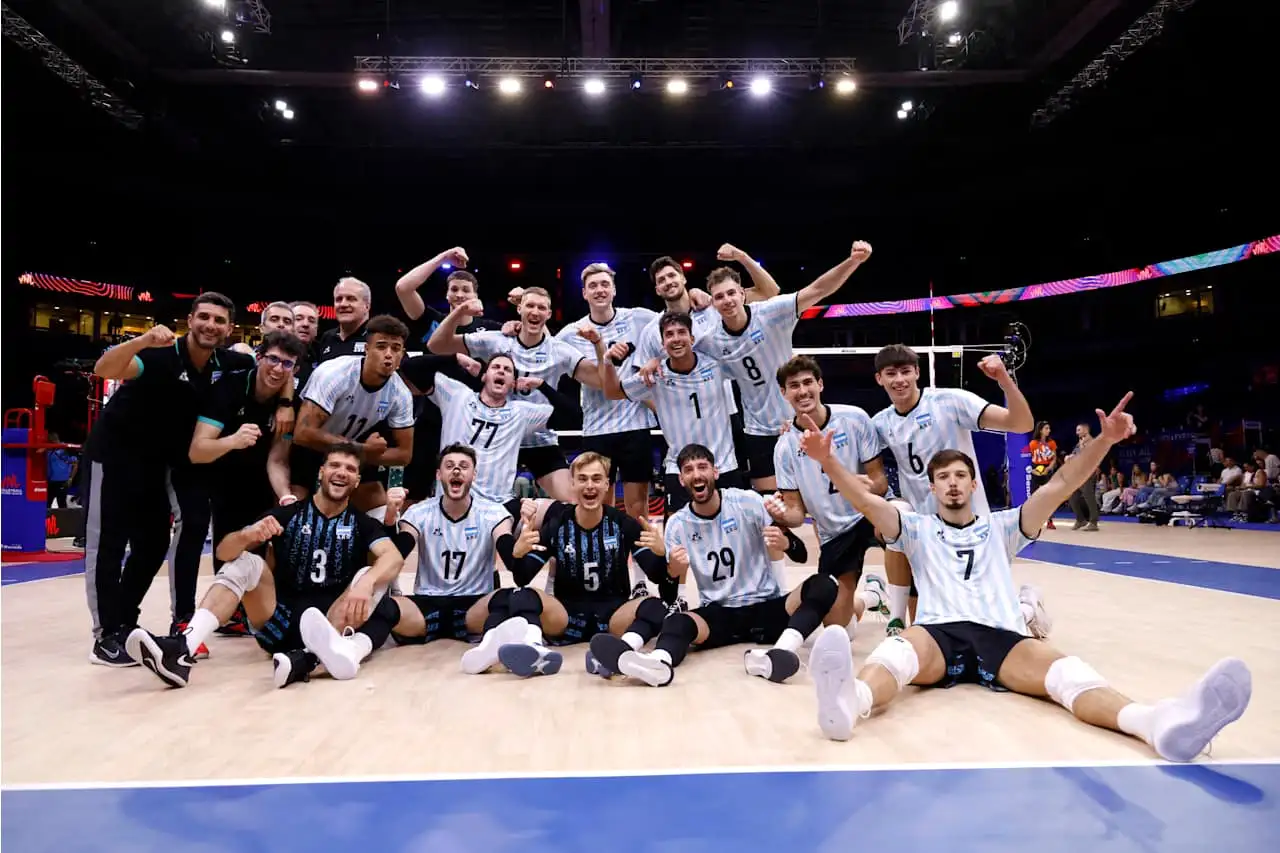 Argentina, sin Conde en cancha, venció a Cuba en tie break