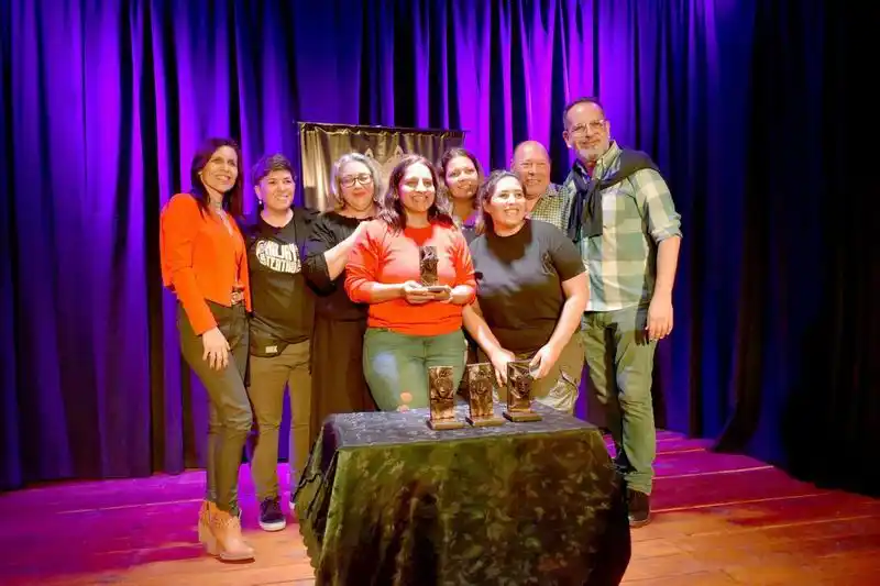 La agüela C, del grupo Kajay
ganó la Fiesta Provincial del Teatro
