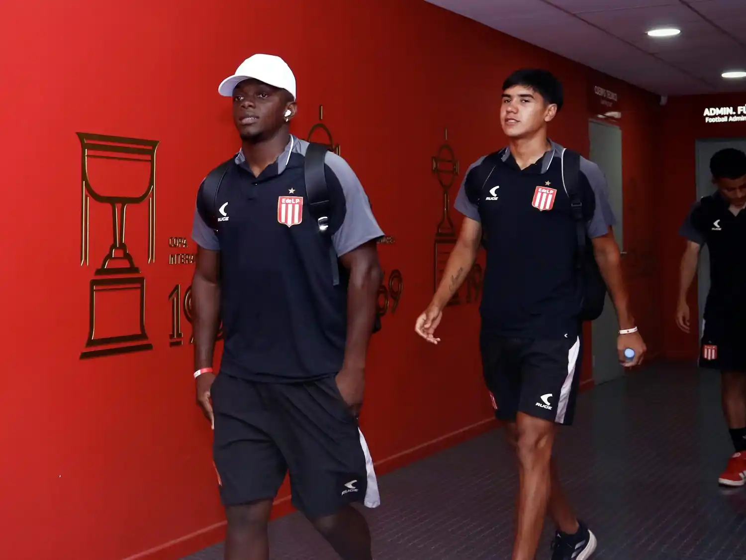 Joaquín Tobio Burgos, titular en Estudiantes frente a Rosario Central