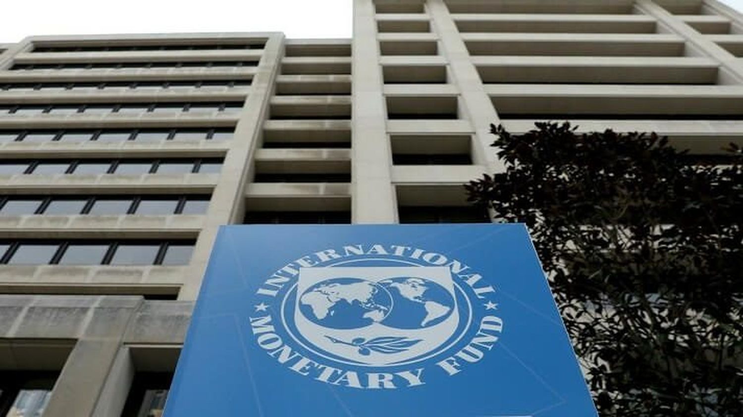 OTRO GOLPE A MADURO ¿Por qué Venezuela no aprovechará los créditos del FMI?