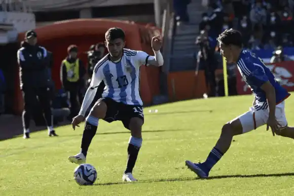 Dura derrota del sub 23 de Mascherano en un amistoso ante Japón
