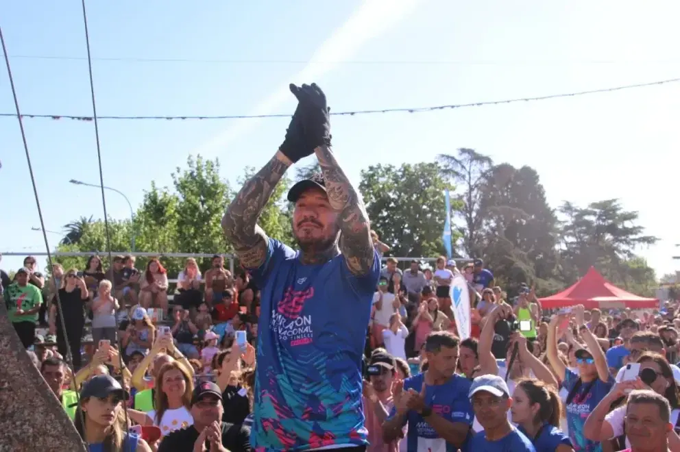 Marcelo Tinelli tenía previsto viajar a Bolívar, pero un problema de salud lo dejó afuera de la maratón: qué le pasó