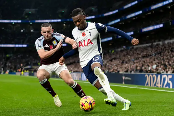 Tottenham se impuso por 4-1 de local.