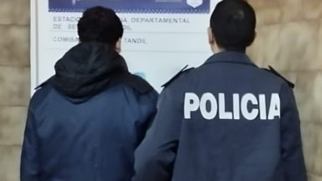 Detuvieron a un joven que intentó robar una moto en pleno centro