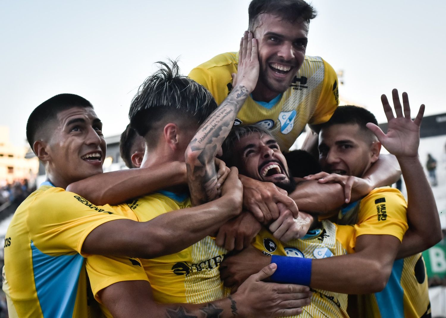 Temperley le ganó por penales a Sarmiento.