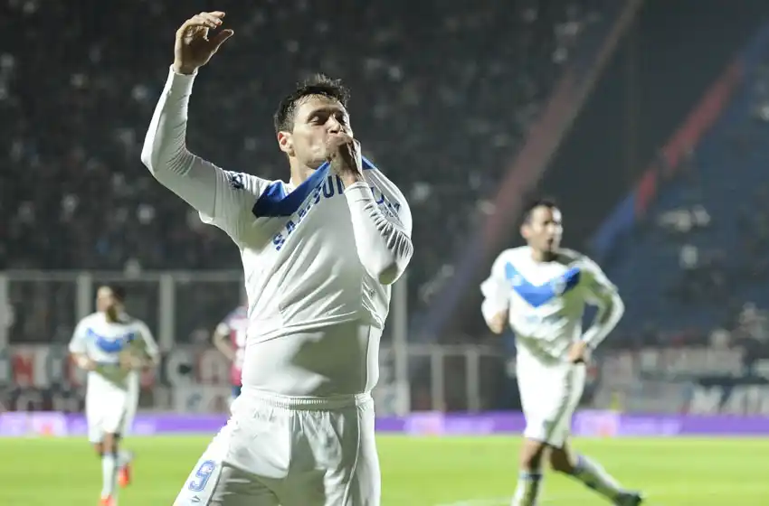 Bombazo en el mercado: ¡Mauro Zárate jugará en Boca!