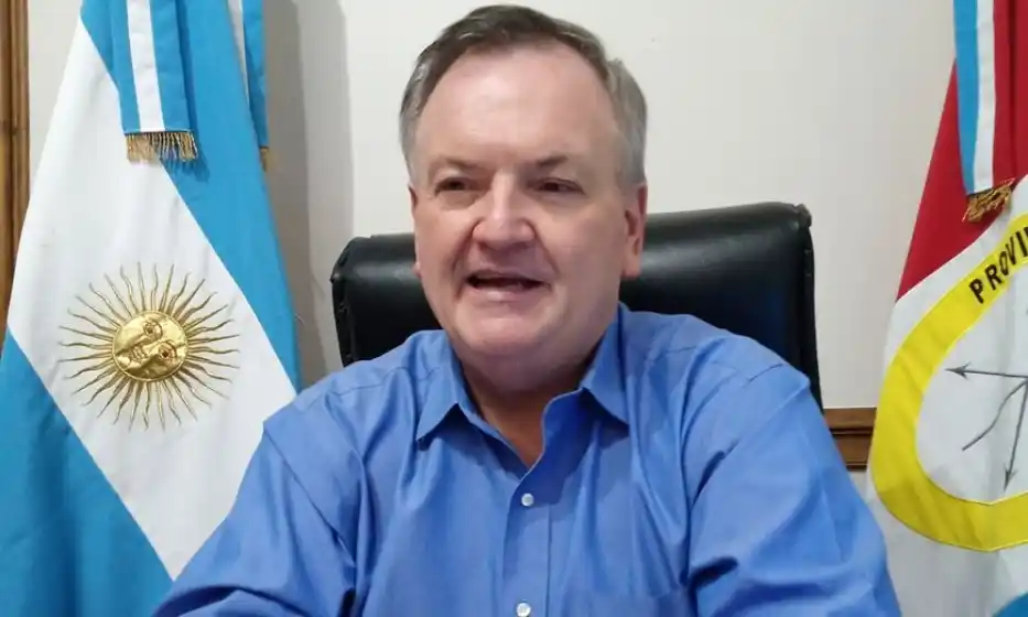 El gabinete de Pullaro: Michlig decidió continuar como senador