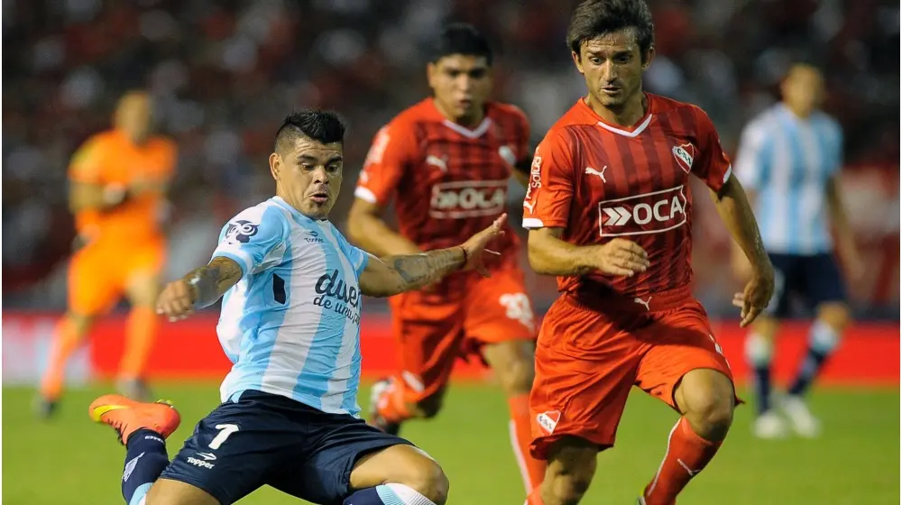 Clásico de Avellaneda: Racing e Independiente se miden en el Cilindro