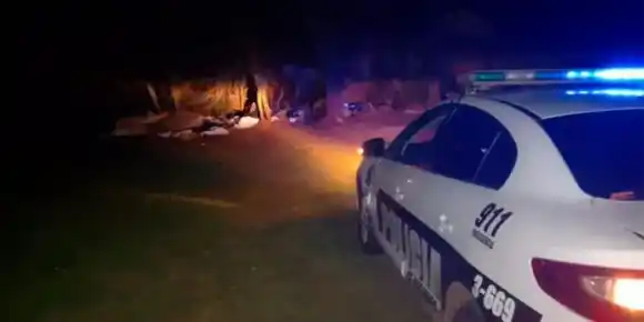 Horror en Misiones: detuvieron a un hombre que arrastraba un cadáver por un descampado