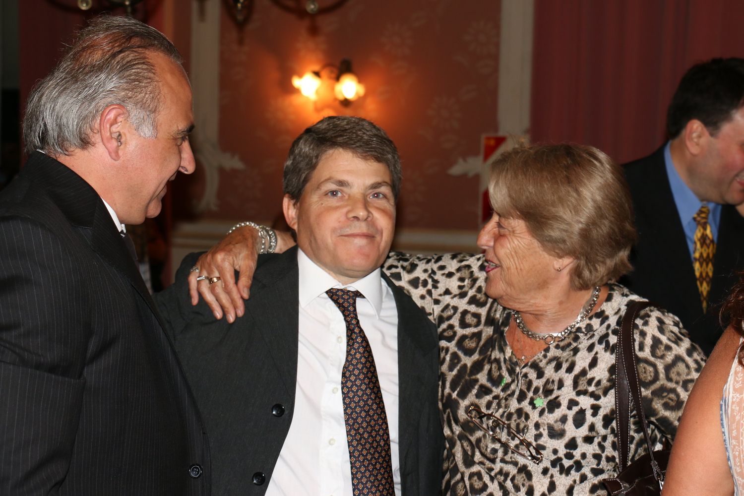 El Consejo Escolar impondrá el nombre de Fernando Cajide a su sala de sesiones