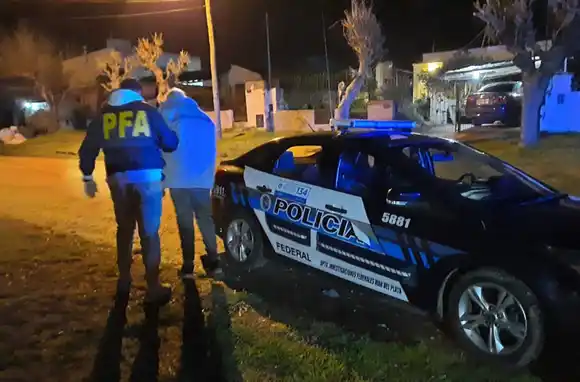 Fue detenido un "dealer" de barrio Juramento