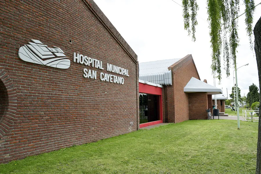 San Cayetano compró insumos por 27 millones para el hospital