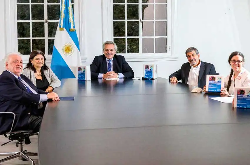 Alberto Fernández anunció la creación de un test de diagnóstico rápido desarrollado por científicos argentinos
