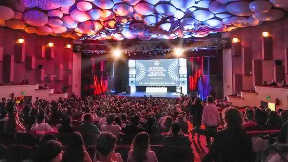 Tras la polémica, el Municipio confirmó al Teatro Auditorium como sede del 40° Festival Internacional de Cine