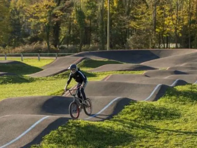 deportes. Jonada de deportes innovadores en Lobería