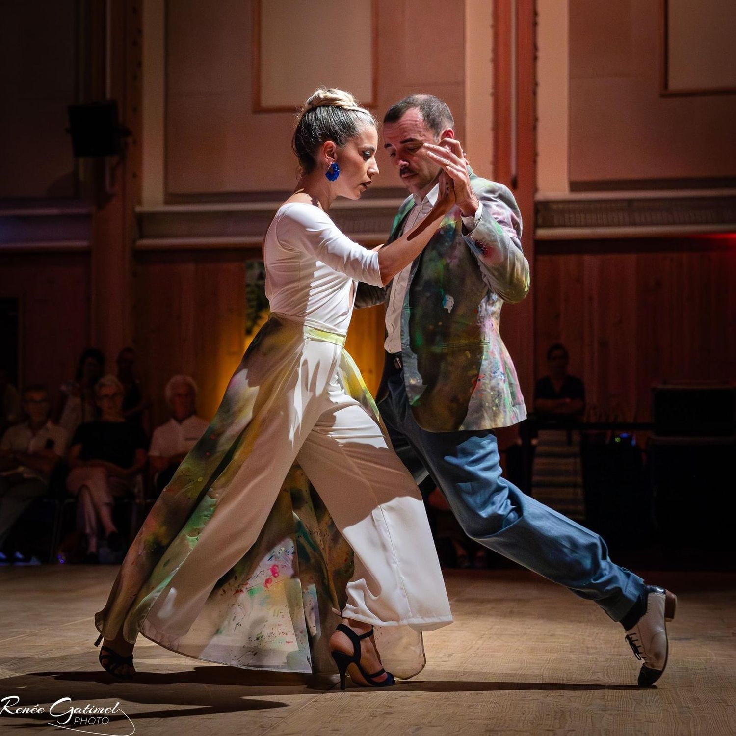 Una de las exhibiciones de tango de Delfina Pissani y Diego Valero