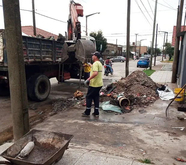 Retiraron autopartes del frente de una vivienda