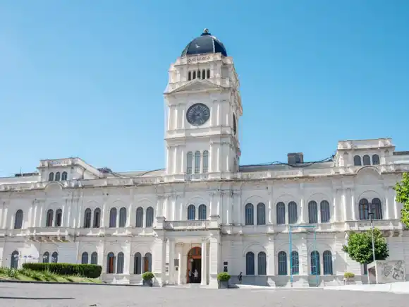 El gobierno provincial dispuso asueto y receso administrativo por las festividades de fin de año