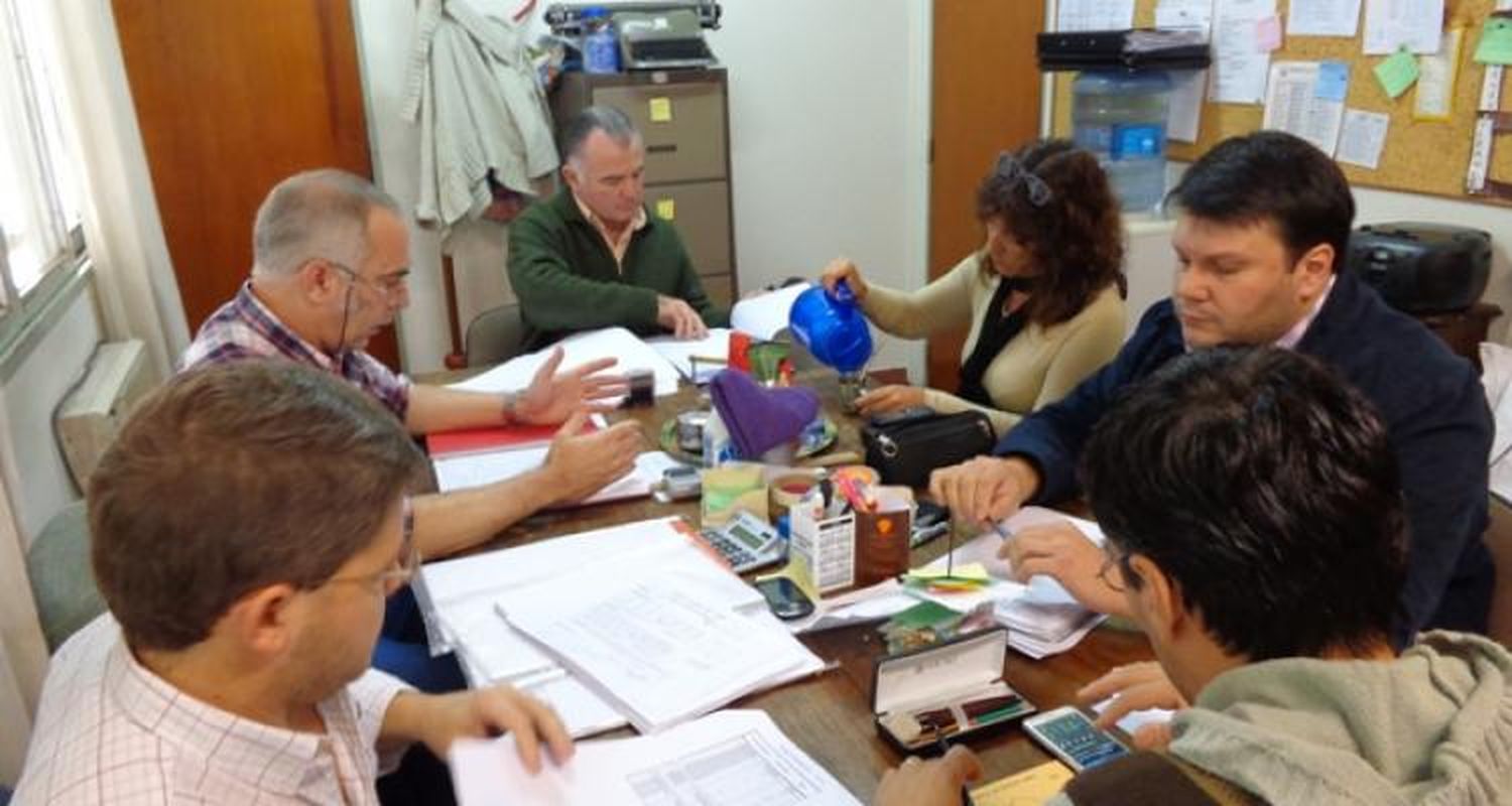 Tras el pedido de renuncia a Paladini, los consejeros escolares volverán a sesionar