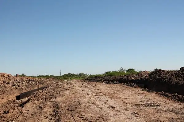 Trabajan en terrenos para Procrear