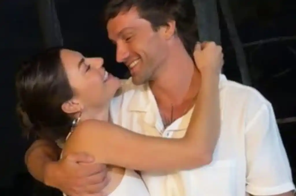 Sofía Jujuy junto a su novio