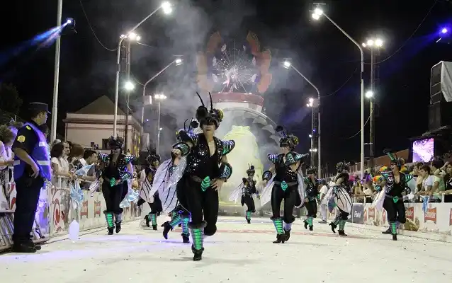 El estado del hospitalizado tras caer de una carroza en el carnaval 