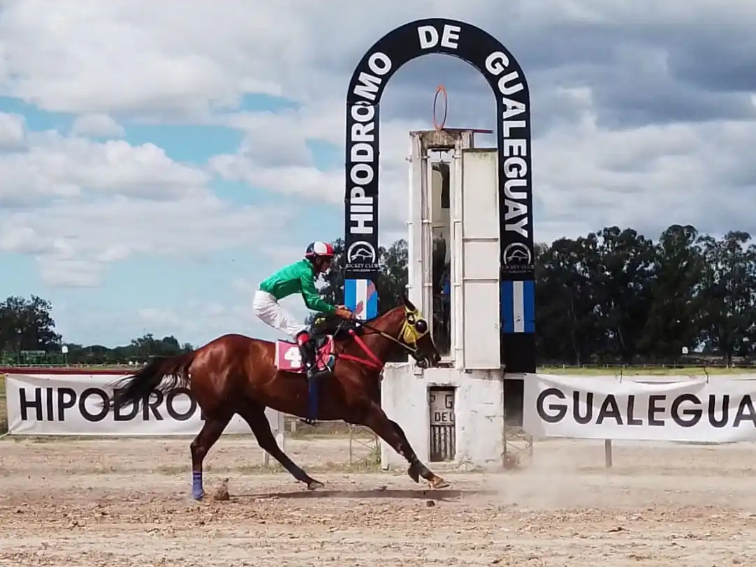 Turf: Mantecosa se impuso en el Gran Premio “Gury” Cáceres