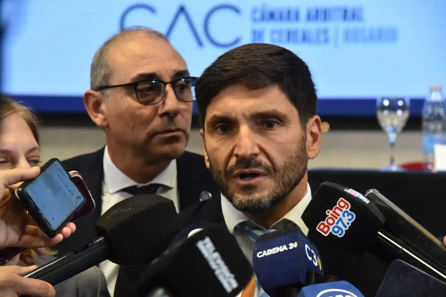 El mandatario santafesino puso fecha para el inicio de la Convención Constituyente.