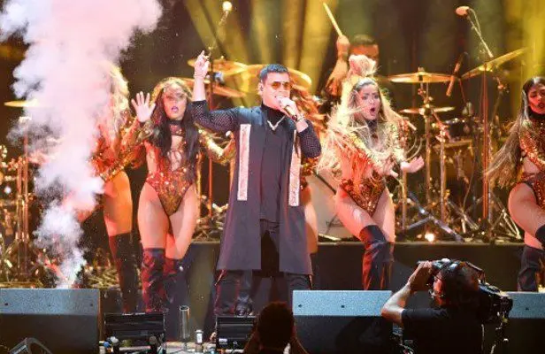 Tito El Bambino quiere cantar en La Carlota y El Potro Álvarez le responde